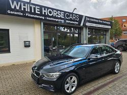 Schwarz Gebraucht 2015 BMW 318 Sport Line Limousine | 9.098 € (Fairer Preis)