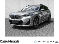 Silber Neu 2025 BMW iX1 Comfort Edition SUV | 49.890 € (Fairer Preis)