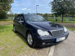 Blau Gebraucht 2004 Mercedes C180 Classic Kombi | 3.000 € (Guter Preis)
