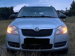Silber Gebraucht 2009 Skoda Fabia Kleinwagen | 1.899 € (Guter Preis)