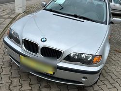Silber Gebraucht 2005 BMW 316 Kombi | 2.150 €