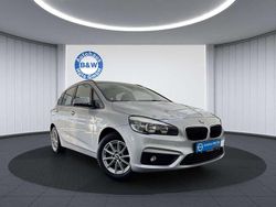 Glaciersilber metallic Gebraucht 2018 BMW 218 Advantage Van / Kleinbus | 14.899 € (Guter Preis)