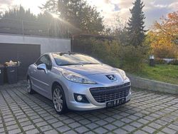 Grau Gebraucht 2010 Peugeot 207 CC Filou Cabrio | 4.250 € (Fairer Preis)
