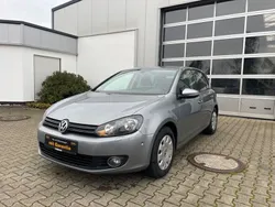 Silber Gebraucht 2010 VW Golf VI Team Limousine | 7.990 € (Etwas zu teuer)