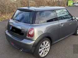 Grau Gebraucht 2011 Mini Cooper Kleinwagen | 8.500 € (Etwas zu teuer)