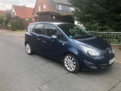 Blau Gebraucht 2013 Opel Meriva Innovation Van / Kleinbus | 5.490 € (Fairer Preis)