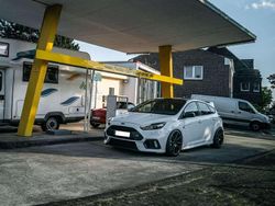 Weiß Gebraucht 2017 Ford Focus RS Kleinwagen | 25.999 € (Teuer)