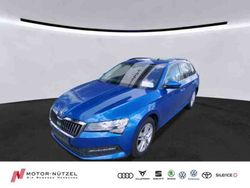 Raceblau metallic Gebraucht 2022 Skoda Superb Ambition Kombi | 28.930 € (Teuer)