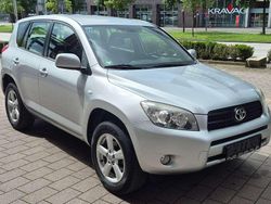 Silver metallic Gebraucht 2006 Toyota RAV4 Sol SUV | 6.600 € (Fairer Preis)