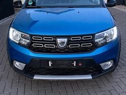 Blau Gebraucht 2018 Dacia Sandero Stepway Kleinwagen | 6.990 € (Guter Preis)