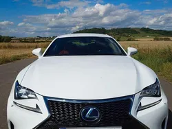 Weiß Gebraucht 2016 Lexus RC300h Sport Line Coupé | 26.500 €