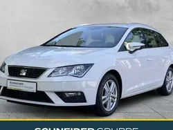 Weiss Gebraucht 2019 Seat Leon ST Style Kombi | 15.250 € (Fairer Preis)