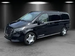 Obsidianschwarz Gebraucht 2025 Mercedes V300 AMG line Van / Kleinbus | 95.081 €