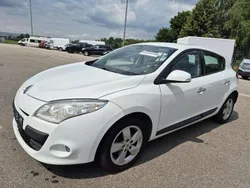 Weiß Gebraucht 2009 Renault Mégane III Dynamique Limousine | 1.890 € (Guter Preis)