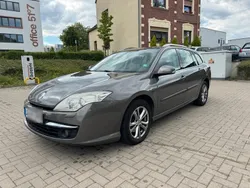 Grau Gebraucht 2009 Renault Laguna III Kombi | 3.800 € (Fairer Preis)