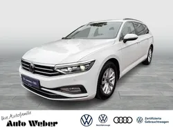 Weiß Gebraucht 2022 VW Passat Business Limousine | 20.880 € (Guter Preis)