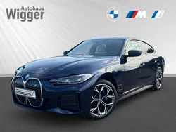 Blau Gebraucht 2024 BMW i4 M Sport Limousine | 50.400 € (Fairer Preis)