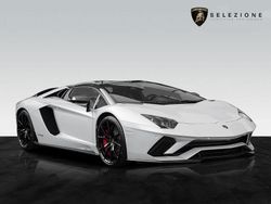 Weiß Gebraucht 2019 Lamborghini Aventador Cabrio | 449.740 € (Etwas zu teuer)