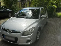 Silber Gebraucht 2009 Hyundai i30 Kombi | 3.500 € (Fairer Preis)