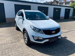 Weiß Gebraucht 2014 Kia Sportage SUV | 5.999 € (Fairer Preis)