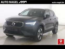 Onyx black / Gebraucht 2024 Volvo XC40 Core SUV | 35.700 € (Fairer Preis)