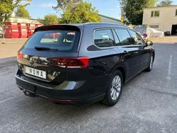 Silber Gebraucht 2021 VW Passat Comfortline Limousine | 12.495 € (Superpreis)