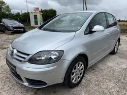 Silber Gebraucht 2005 VW Golf Plus Comfortline Van / Kleinbus | 4.950 € (Fairer Preis)