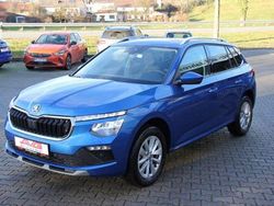 Raceblau Gebraucht 2025 Skoda Kamiq SUV | 23.800 € (Guter Preis)