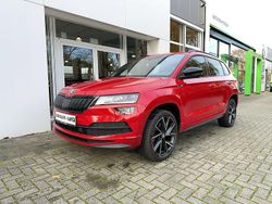 Velvetrot metallic met. Gebraucht 2021 Skoda Karoq SportLine SUV | 25.890 € (Fairer Preis)