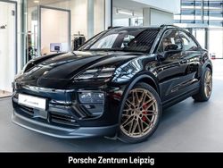 Schwarz Gebraucht 2025 Porsche Macan SUV | 112.858 € (Teuer)