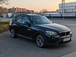 Schwarz Gebraucht 2014 BMW 218 SUV | 12.700 € (Fairer Preis)