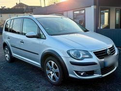 Silber Gebraucht 2010 VW Touran Cross Van / Kleinbus | 7.150 € (Fairer Preis)