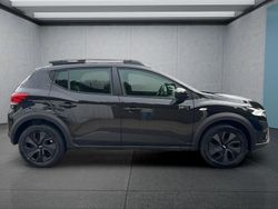 Schwarz Neu 2025 Dacia Sandero Expression Kleinwagen | 18.949 € (Fairer Preis)
