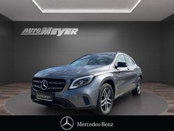 Grau Gebraucht 2018 Mercedes GLA200 Urban SUV | 24.390 € (Etwas zu teuer)