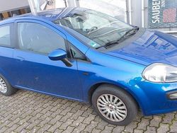 Blau Gebraucht 2012 Fiat Punto Kleinwagen | 3.350 € (Fairer Preis)