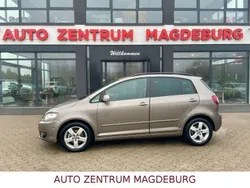 Braun Gebraucht 2010 VW Golf Plus Cross Van / Kleinbus | 6.550 € (Teuer)