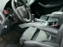 Grau Gebraucht 2011 Audi Q5 Ambiente SUV | 17.500 €