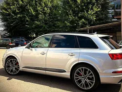 Silber Gebraucht 2018 Audi SQ7 Sport SUV | 54.990 € (Etwas zu teuer)