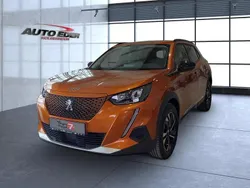 Orange Gebraucht 2022 Peugeot e-2008 Allure SUV | 20.990 € (Fairer Preis)