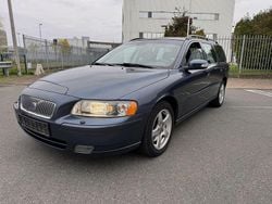 Blau Gebraucht 2006 Volvo V70 Comfort Kombi | 8.990 €
