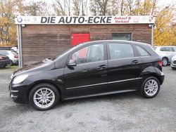 Kosmosschwarz metalliclack Gebraucht 2011 Mercedes B200 Van / Kleinbus | 10.950 € (Etwas zu teuer)