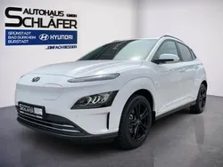 Atlas white / sol Gebraucht 2024 Hyundai Kona SUV | 23.980 € (Guter Preis)