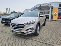 Weiß Gebraucht 2016 Hyundai Tucson Intro Edition SUV | 14.990 € (Etwas zu teuer)