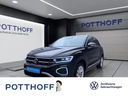 Schwarz Gebraucht 2024 VW T-Roc Style SUV | 28.221 € (Guter Preis)