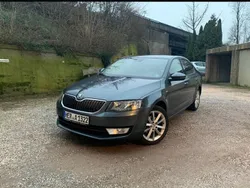 Blau Gebraucht 2016 Skoda Octavia Joy Limousine | 12.800 € (Etwas zu teuer)