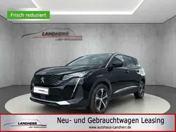 Schwarz perla nera (metallic) Gebraucht 2024 Peugeot 5008 Allure Van / Kleinbus | 30.455 € (Superpreis)