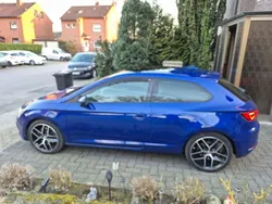 Blau Gebraucht 2018 Seat Leon SC FR Kleinwagen | 15.250 €