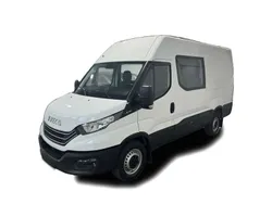 Weiss Gebraucht 2023 Iveco Daily Van | 42.449 €