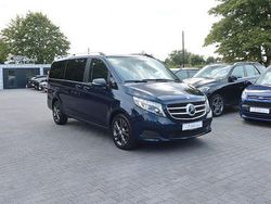 Blau Gebraucht 2017 Mercedes V250 Edition Van / Kleinbus | 38.900 € (Fairer Preis)