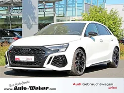 Weiß Gebraucht 2024 Audi RS3 Sportback Ambiente Kleinwagen | 59.940 € (Fairer Preis)